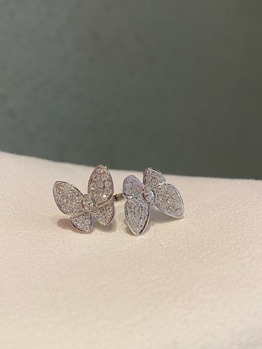 18K鑽石戒指